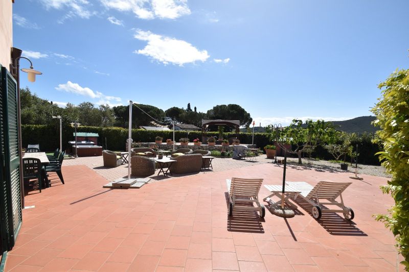Villa a Marina di Campo — 2