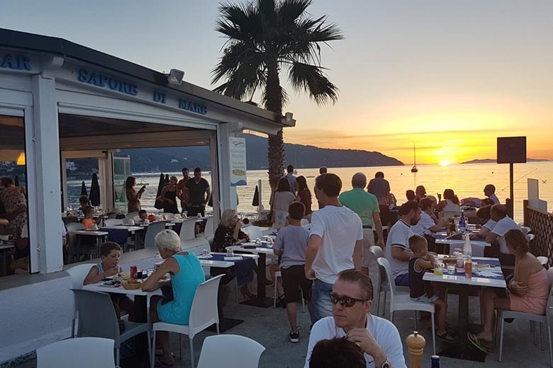Ristorante pizzeria bar su una delle spiagge più belle