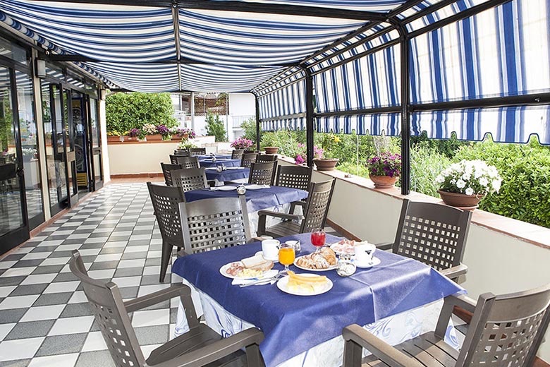 Hotel a conduzione familiare vicino alla spiaggia — 2