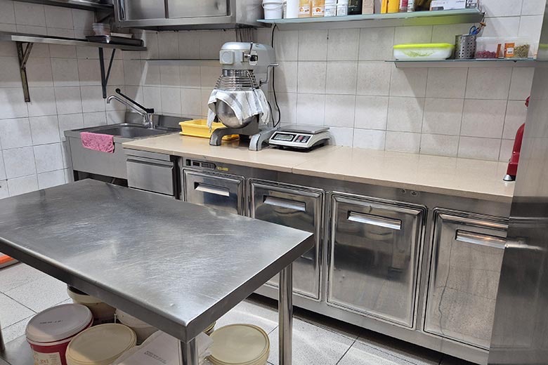 Bar pasticceria avviatissimo — 2