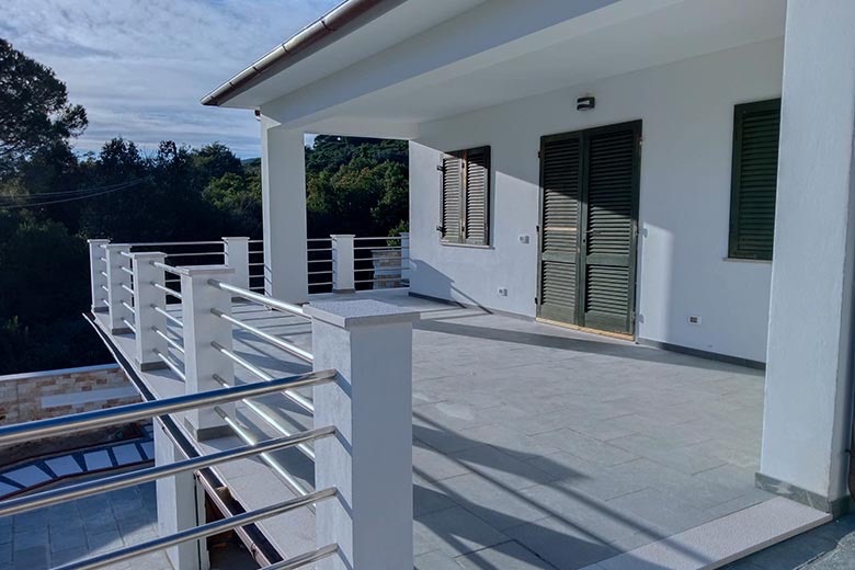 Villa nuova con piscina e monolocale — 3